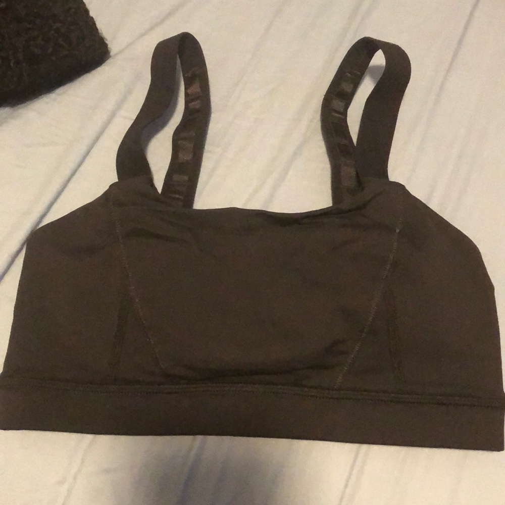 Sale🏷‼️‼️ lululemon sports bra
